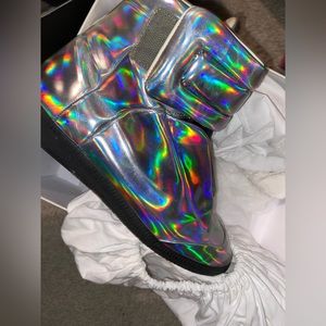 Maison Margiela size 42/9.5 , worn once .